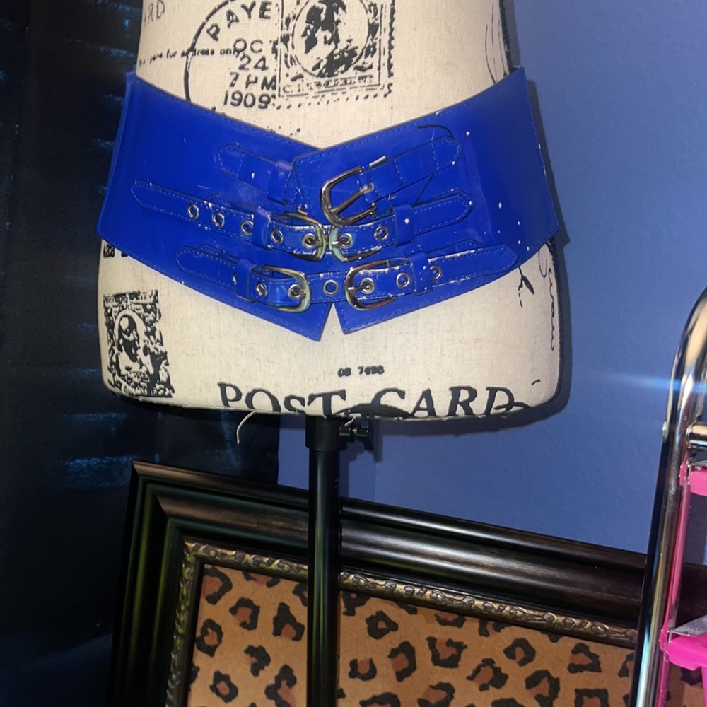 Blue waist belt 💙💙